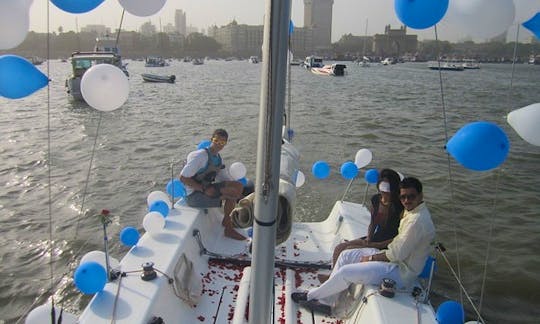 Harbour Crossing on Yacht Beneteau 7.5 from Mumbai to Mandwa