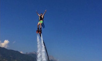 Amazing Flyboarding Adventure with Expert Instructor in Capanne-Prato-Cinquale, Italia