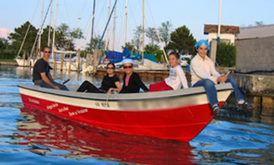 6-Person Dinghy for Available for Rent in Cavallino-Treporti, Italy
