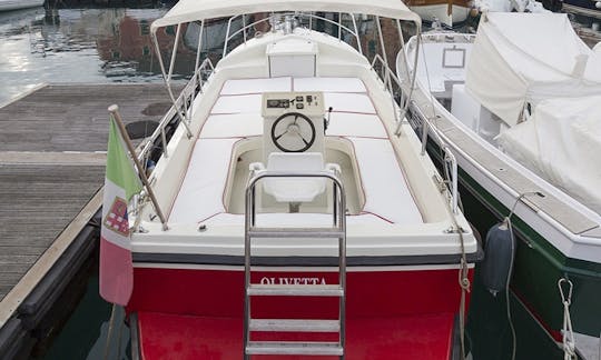 Nelson '24 Olivetta Motor Boat for up to 8 People