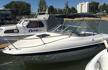 Bayliner 212 Cuddy Cabin for 6 Person in Beograd
