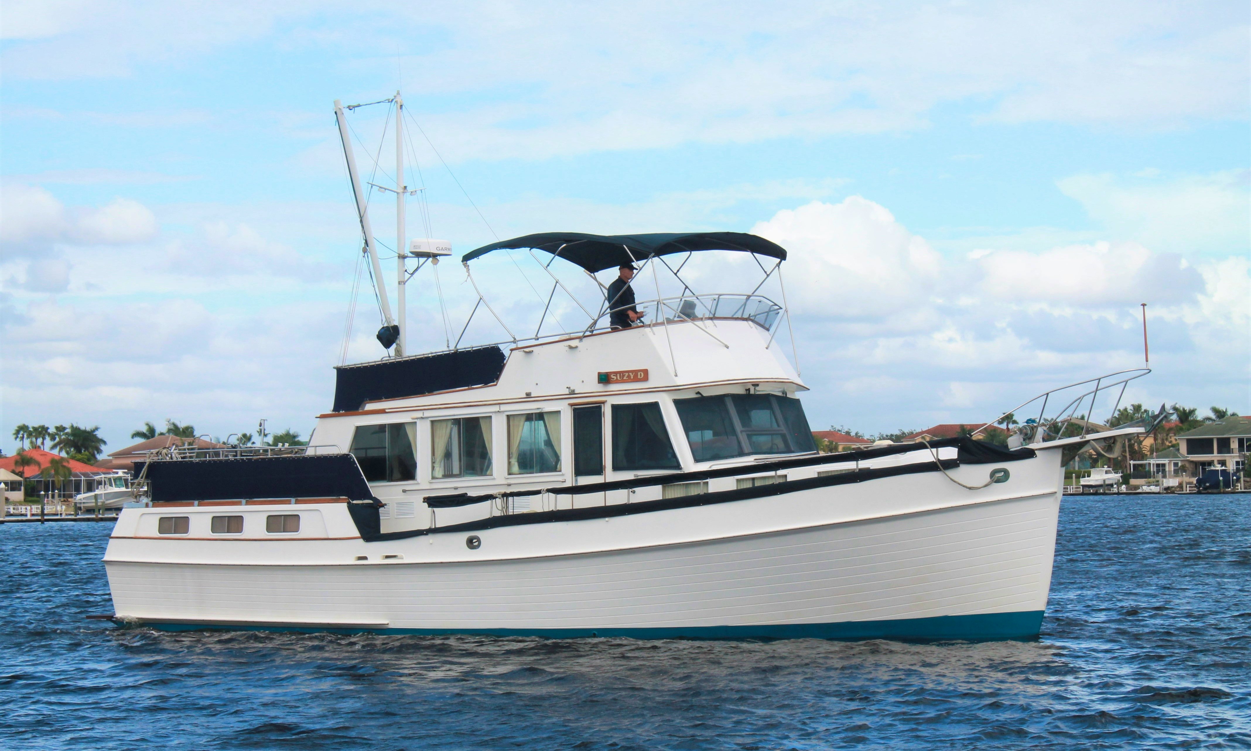 Bareboat Charter Grand Banks 49 Motor Yacht in Sanibel/Captiva GetMyBoat