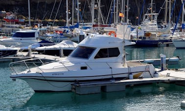 Astinor 840 Motor Yacht Charter in Tazacorte, La Palma