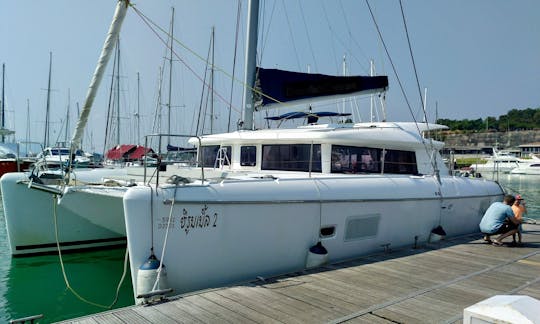 Lagoon 421 Cruising Catamaran Charter in Tambon Koh Chang Tai, Thailand