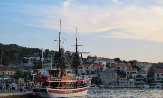 72ft Traditional Croatian Tall Ship Rental in Omiš, Splitsko-dalmatinska županija