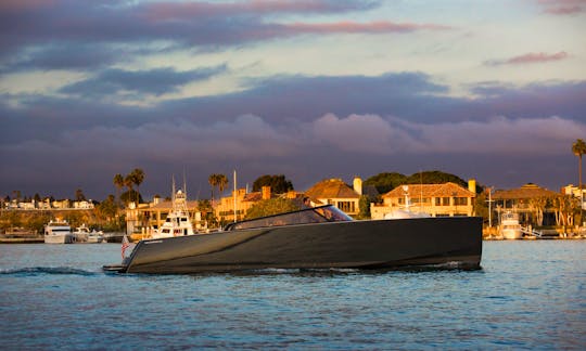 40’ VanDutch Luxury SKYFALL Yacht. Featured in HBOs Ballers