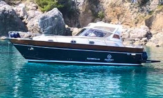 Capri tour with Apreamare 38ft - top Comfort and elegance at sea to discover Capri, Positano, Amalfi Coast