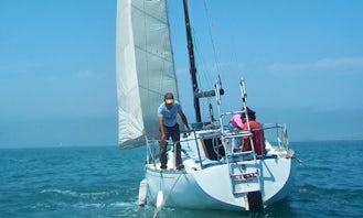 Cruising Monohull Charter - Perfect for 8 People in Lima