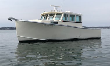 Profitez de la pêche ou d'une croisière sur un bateau de style Downeast à Branford, dans le Connecticut