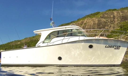 Tour in Rio de Janeiro with Up to 22 Guests Aboard a 40 ft One Off Walk Around Boat
