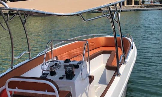 Rent this 29’ Center Console Speedboat for Up to 10 People in Cartagena, Colombia