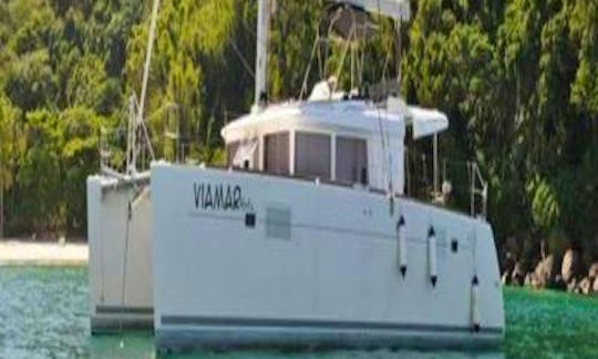 Lagoon 450 Cruising Catamaran Charter for 6 People in Angra dos Reis, Brazil