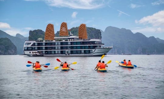 Book the La Regina Legend Cruise in Hà Nội, Vietnam