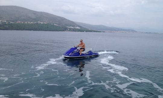 Yamaha VX Deluxe Jet Ski Rental in Trogir and nearby places