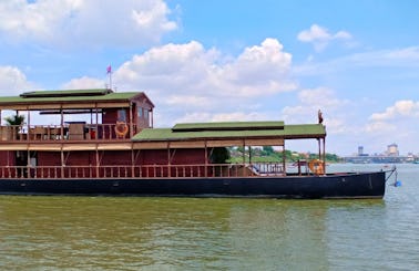Bespoke Crafted Houseboat for 4 Person in Phnom Penh, Cambodia