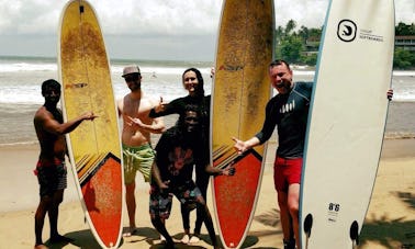 École de surf professionnelle et camp de surf à Hikkaduwa, Sri Lanka