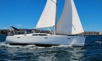 The Pleasure of Sailing with Comfort - Beneteau Oceanis 43 Sailboat