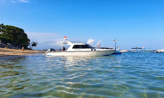 A brand new 12 meters boat for charter