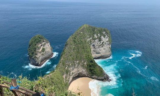 The Iconic Kelingking Beach