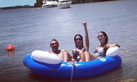 Water toys to enjoy a day in the water