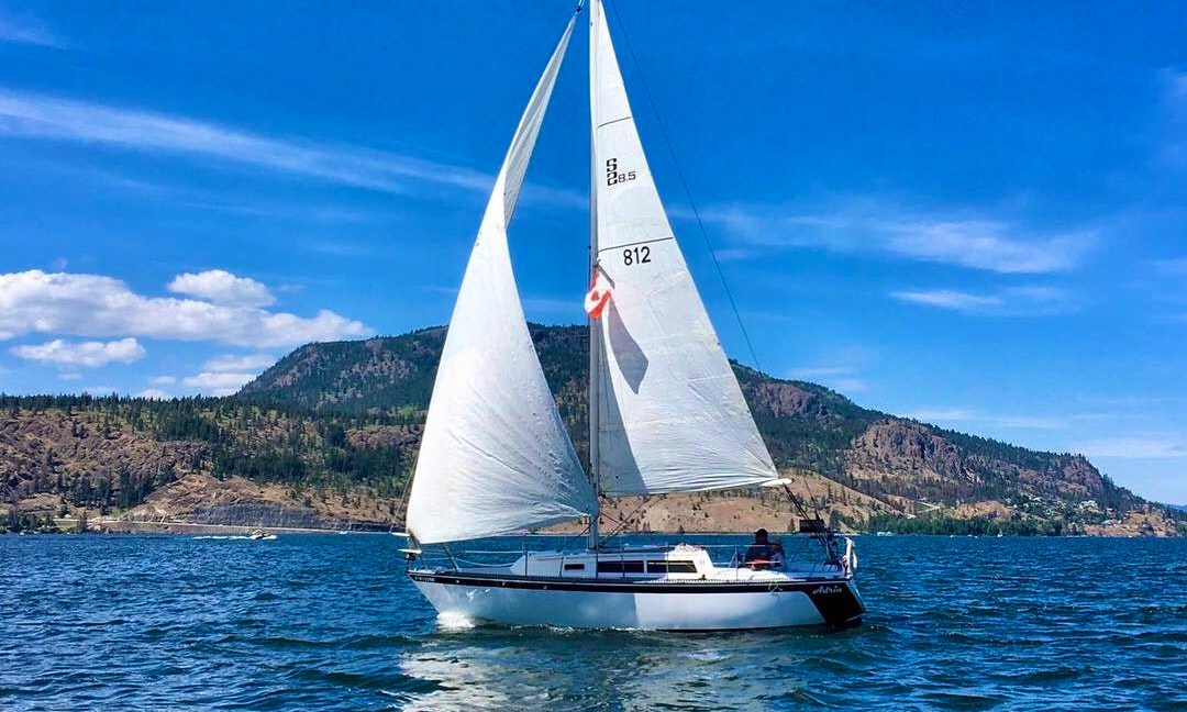 kelowna sailing tour