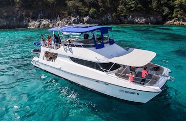 The Azure 5 - Private power catamaran charter