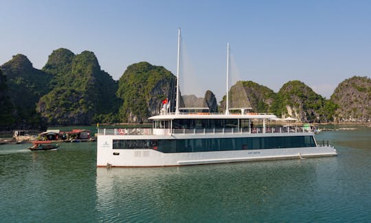 JADESAILS- HALONG BAY & LAN HA BAY LUXURY DAYTOUR