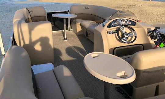 2019 Bentley Pontoon