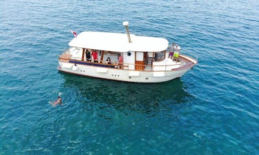 Passenger Boat Rental in Wadi Abou Jmiel, Beirut for 25 person!