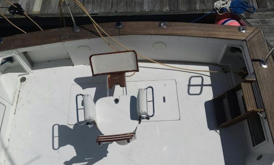 Alquiler de pesca en el yate Dawson Sportfish de 38 pies en Norfolk, Virginia