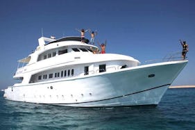 Amazing Diving Vacation aboard Luxury Yacht in Hurghada
