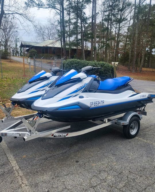 Dos Yamaha VX-C Waverunners 2023 alquilan 1 o 2 en el lago Lanier