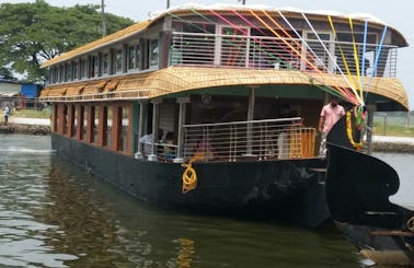 Explore Alappuzha, India Aboard This 5 Bedroom Premium Houseboat