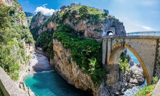 Swimming and relax arround Amalfi coast