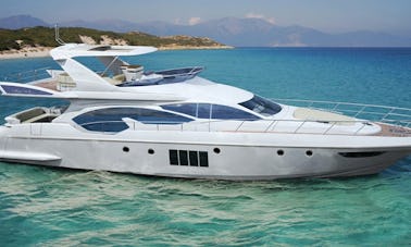 Azimut 70 - Alquiler de yates a motor de lujo en West Palm Beach, Florida