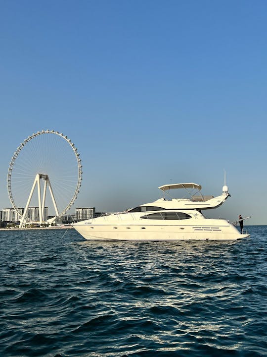 Luxury Azimut 60ft Yacht to Charter in Dubai