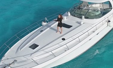 TUDO INCLUÍDO Alugue o Sea Ray 54 Power Mega Yacht em Playa del Carmen até