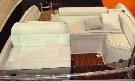 23ft Luxury Motorboat
