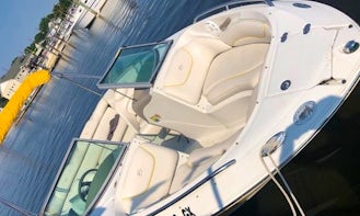 Beautiful Crownline 210 for a nice summer cruise!