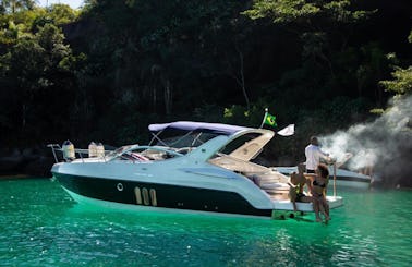 30 feet Jaspien Phantom Motor Yacht Rental in Paraty, Brazil
