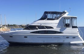 Stunning 42' Carver 396 Yacht with Captain, Lake Norman