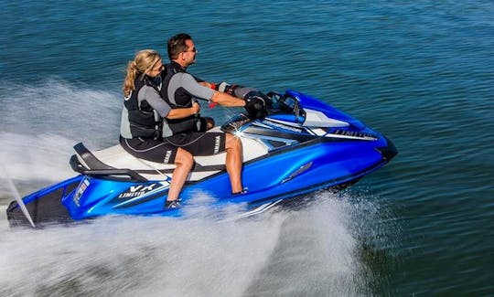 Location de jet ski Yamaha à Estepona en Espagne - Réservez maintenant et conduisez plus tard !