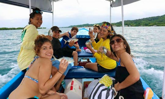 Fishing and Snorkeling Tours in Roatán Island with Experienced Captain and Mate