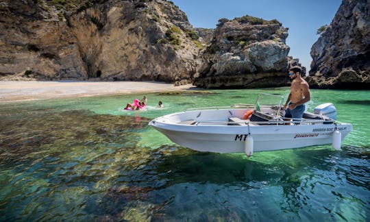 Explore the Amazing Arrábida, Setúbal and Sesimbra - Private Boat Rental with skipper