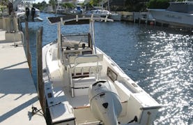 22' Mako Center console for rent in Key Largo, Florida!