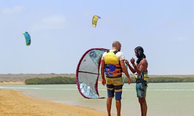 Aulas particulares de kitesurf para iniciantes em La Guajira, Colômbia!