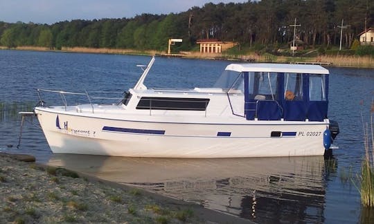 Charter 7 People Houseboat at the Great Loop of Greater Poland - 4 Boats Available!