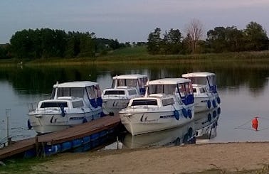 Charter 7 People Houseboat at the Great Loop of Greater Poland - 4 Boats Available!