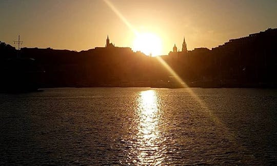 Barco privado para 8 personas en Malta-Gozo-Blue Lagoon-Comino incluye patrón