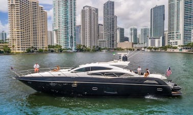 Todo incluido: megayate Sunseeker Power personalizado de 74 pies en Palm Beach, Florida